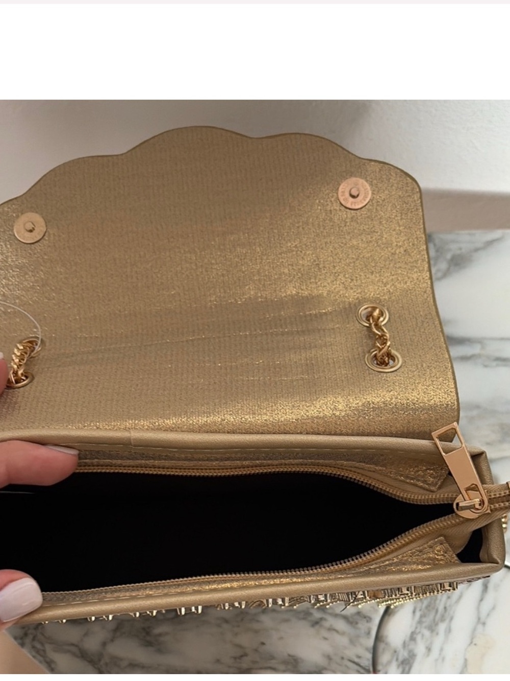 Beautiful Gold Crystal-Embellished Crossbody Bag - Picture 4 of 5